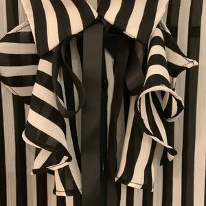 Zara Tops - 👚ZARA Blouse with Ribbon M Zara Tops - 👚ZARA Blouse with Ribbon M